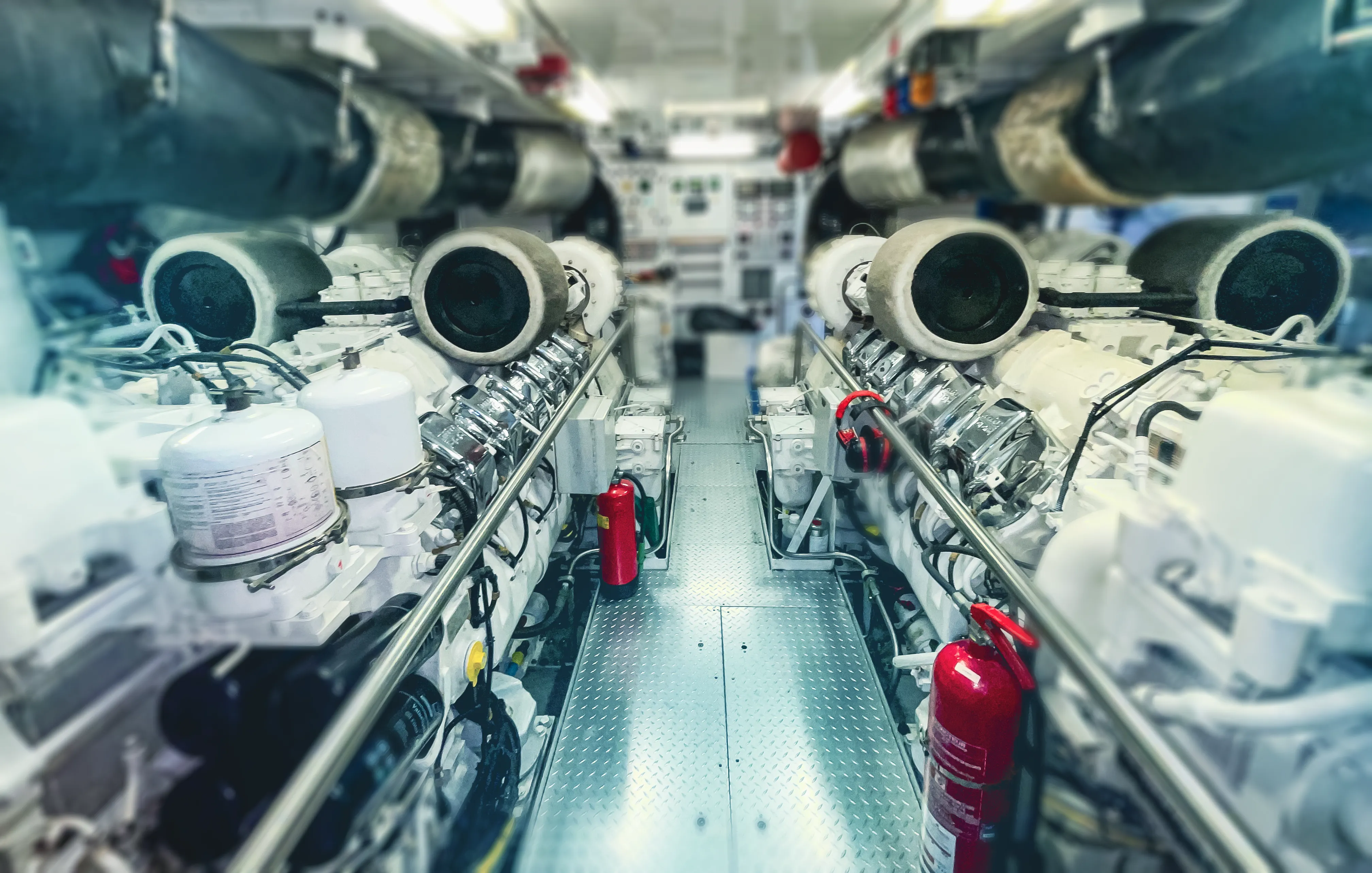 two Mtu engines